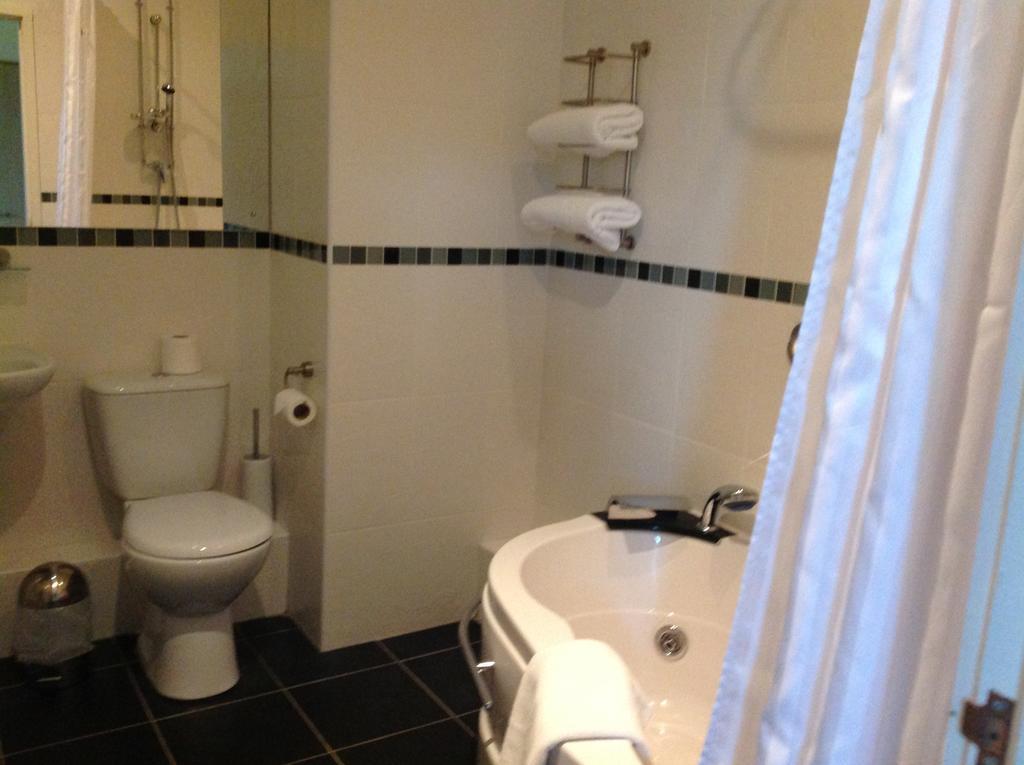 Wellington Park Hotel Leyland Kültér fotó